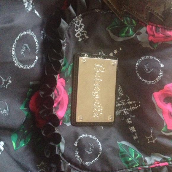 Betsy Johnson Purse - Picture 2 of 3