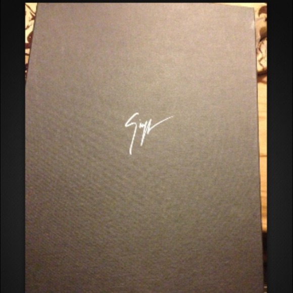 Giuseppe Zanotti - Picture 4 of 4