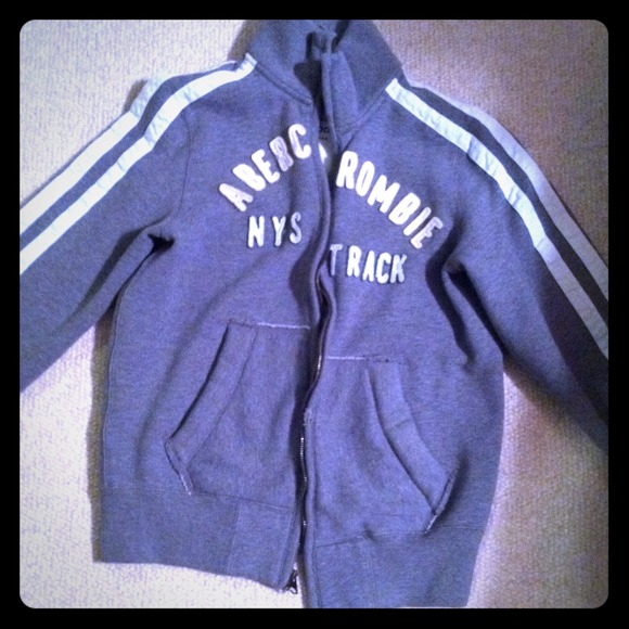 gray and white Abercrombie jacket - Picture 1 of 3