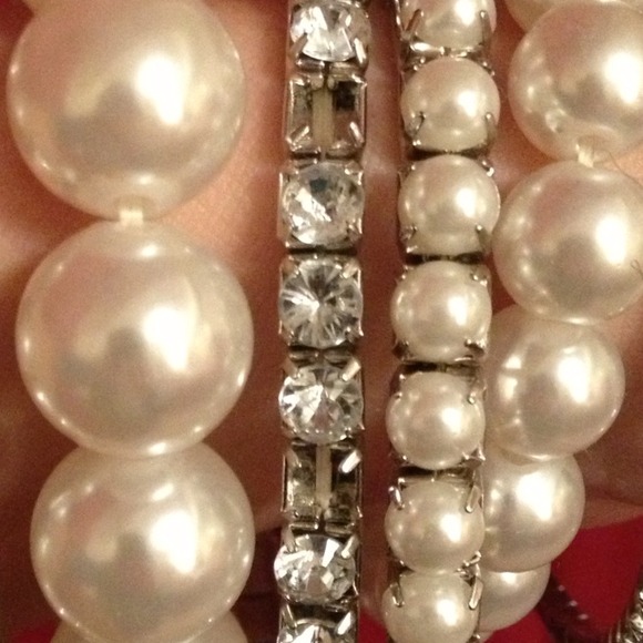 Bundle of bracelets - Picture 4 of 4