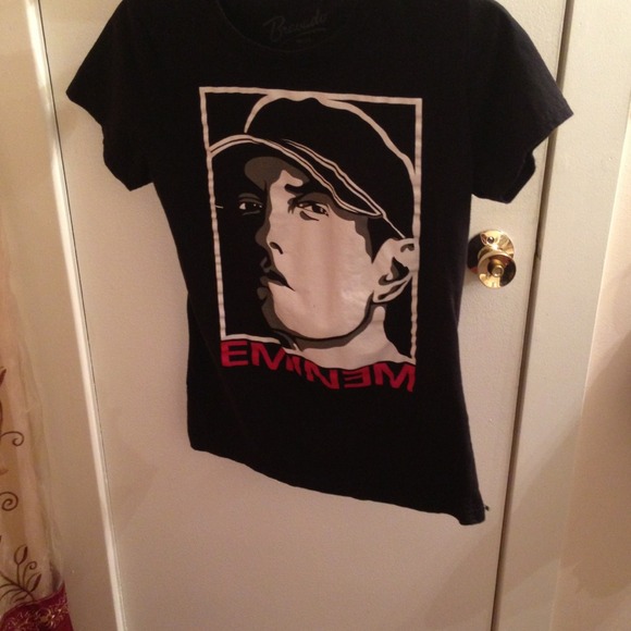 Bundled for 2 shirts and 2 nail polish