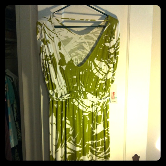 Target maternity dress