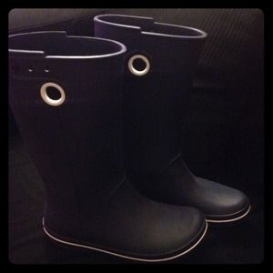 ❌ON HOLD❌❗❗❗Navy Blue Crocs Rainboots 💦👢