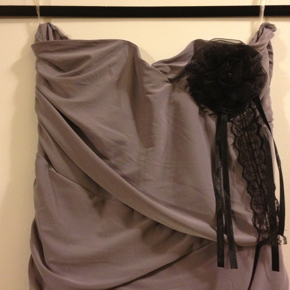 Grey Strapless Dress - Picture 2 of 4