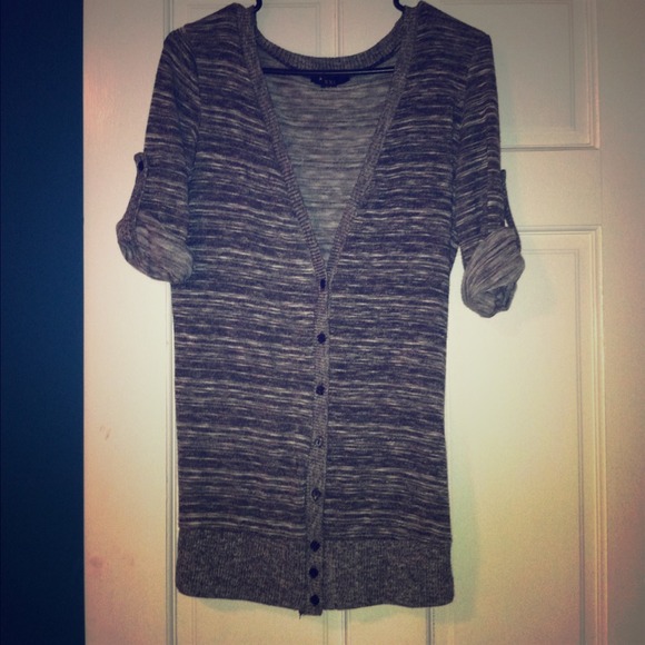 ❌SOLD❌ Forever 21 Layering Sweater
