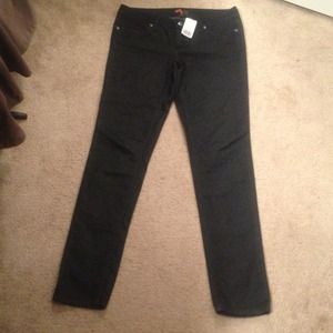 ♦Sold!!! Forever 21 jeans.