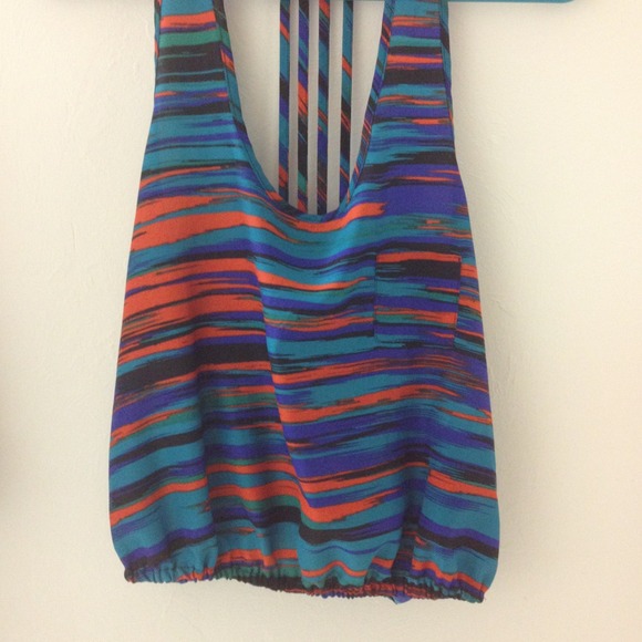 🚫SOLD🚫- Tribal print tank.