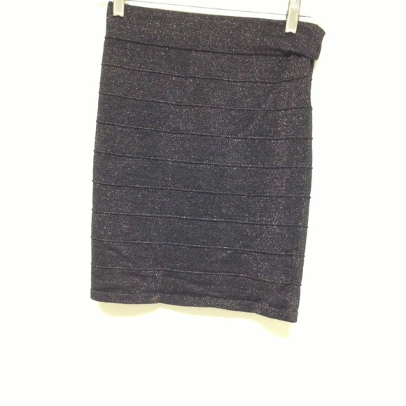 Forever 21 Dresses & Skirts - Black skirt with gold sparkles.