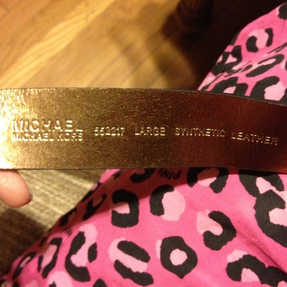 Authentic Michael Kors belt - Picture 3 of 3