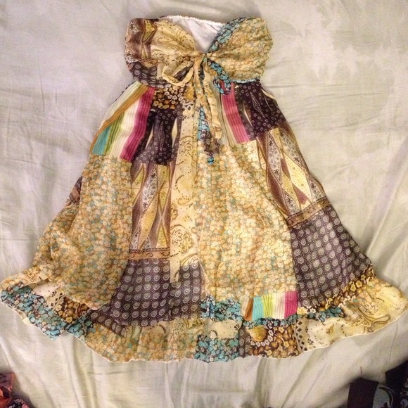 NWOT Beautiful strapless dress