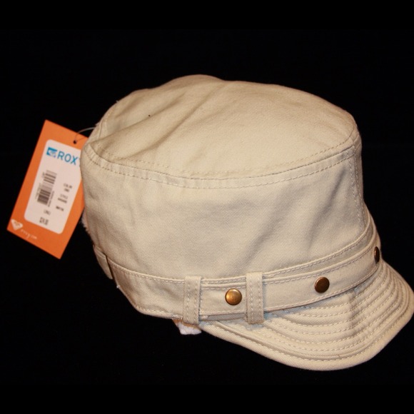 Roxy Cap - NWT