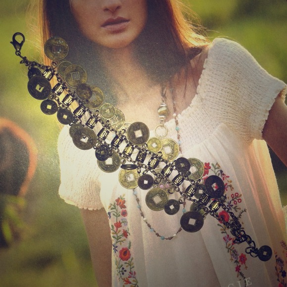 🔴SOLD🔴Cute charm-like bracelet