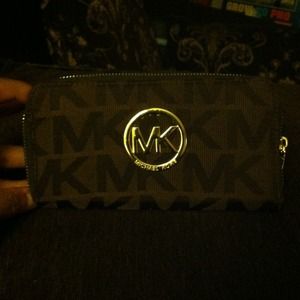 New Michael Kors Wallet.