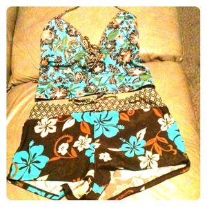 🎀BUNDLE🎀tankini, 2 bras