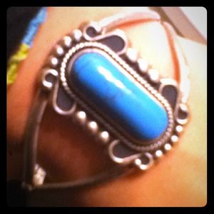 Faux turquoise bracelet. Adjustable.