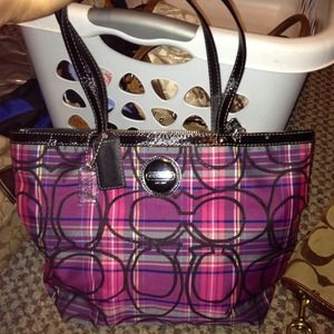 Authentic plan coach "poppy" collection