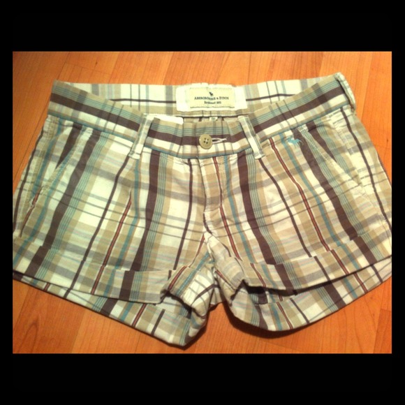 ✋REDUCED! Abercrombie&Fitch plaid shorts!