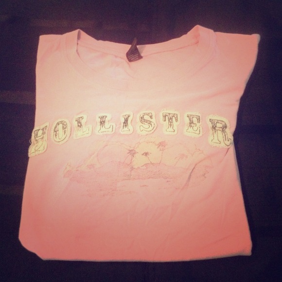 Pink hollister Tee