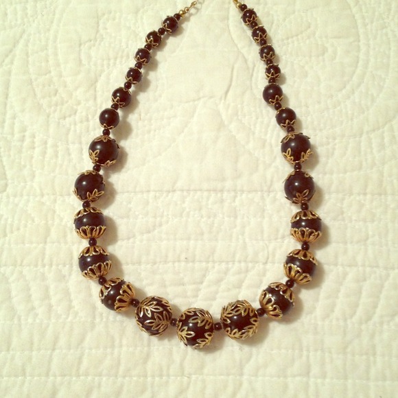 Beautiful! Black and gold bead necklace
