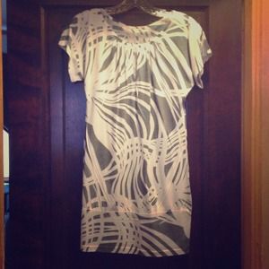 Gray and white dress/top