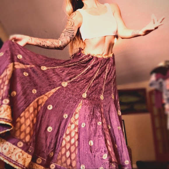 Hey welcome to my closet - Picture 3 of 6