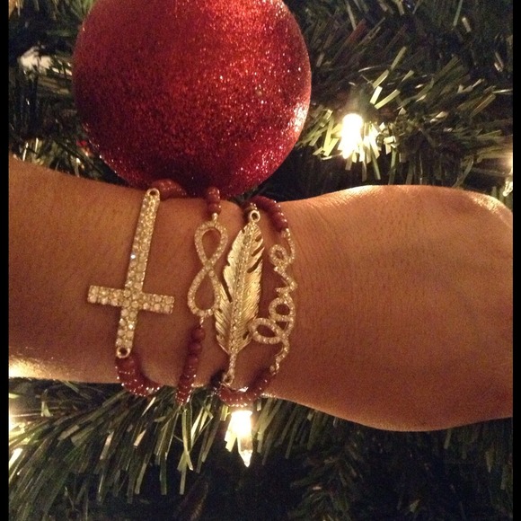 Infinity bracelet