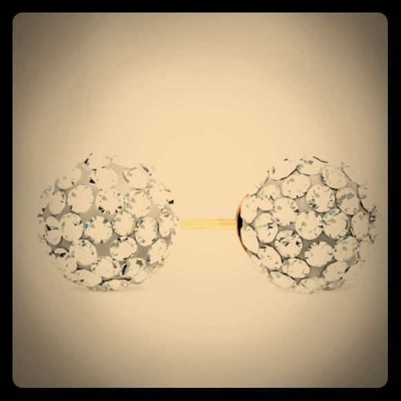 ⭐ 14k gold crystal stud earrings!⭐
