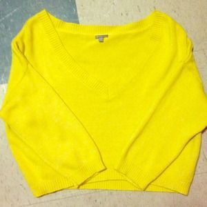 Charlotte Russe 3/4 Sleeve Crop Top Sweater