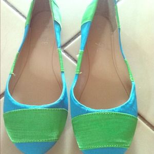 Brand New! Spring Flats!