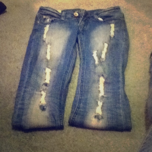 ❗REDUCED❗ Destressed Skinny Jeans