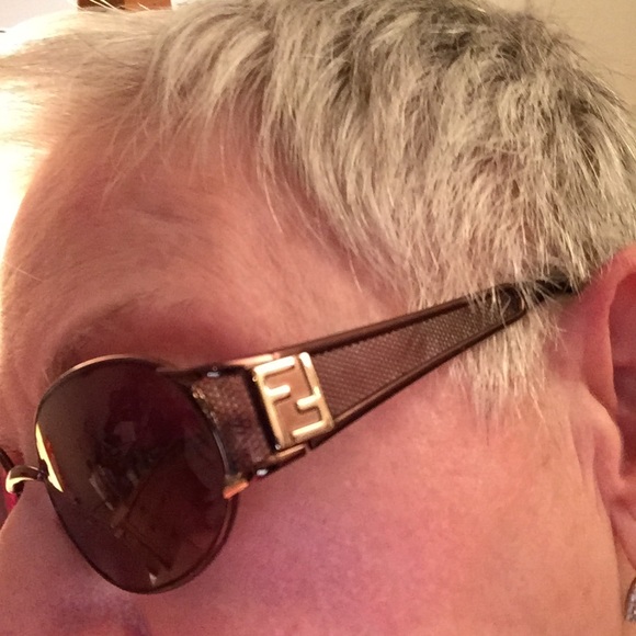 😎 BUNDLE & SAVE 30% 🐾🐾 75% to Animal Rescue🐾🐾 - Picture 4 of 5