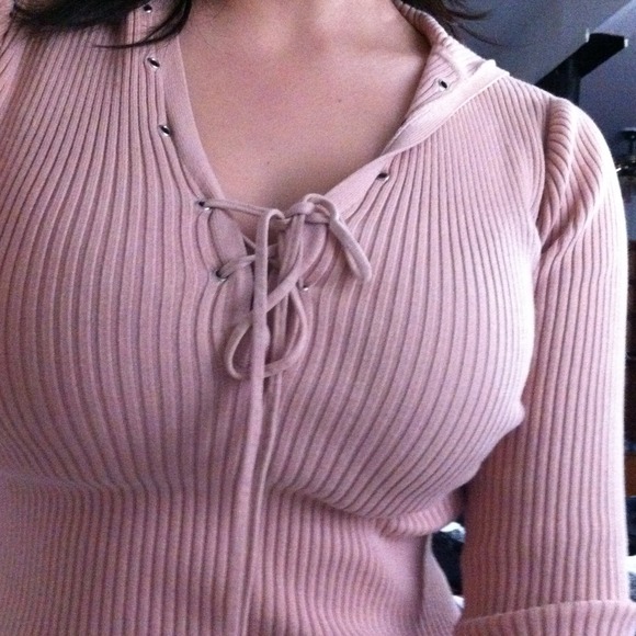 Bebe 3/4 sleeve with hoodie