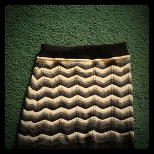 Black and white sweater skirt