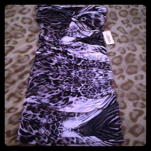Forever 21 shirt length dress - Picture 1 of 3
