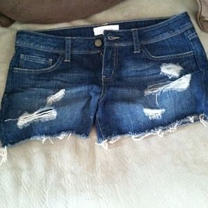 **TRADED**Forever 21 destroyed denim shorts!!