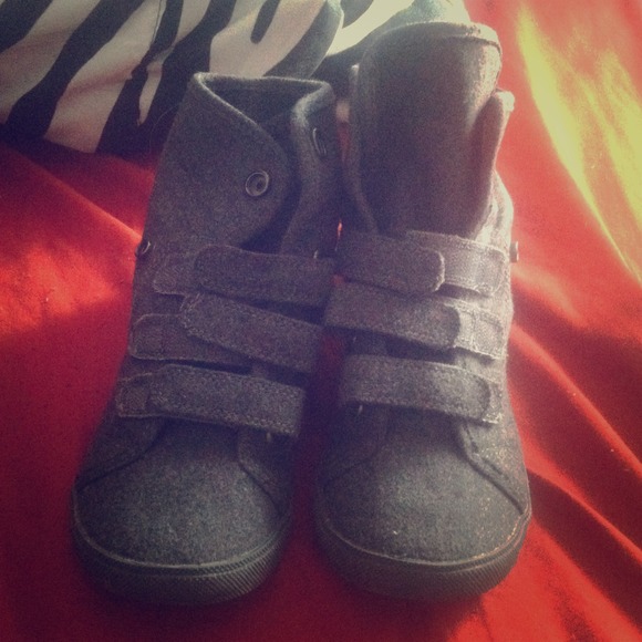 Pair of blowfish women's shoes