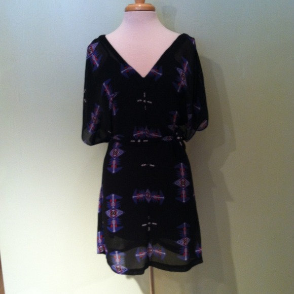 Aztec printed dress w/ cutout shoulders