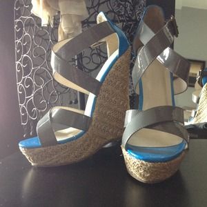Reserved - Pop of color wedged heels!