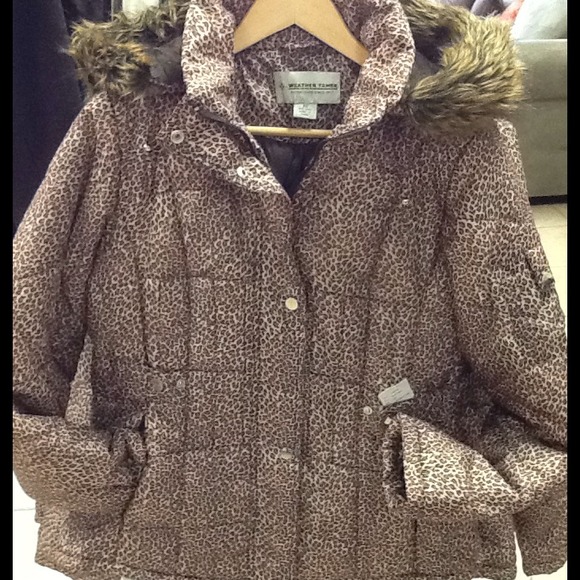 Leopard Print Jacket With Hood