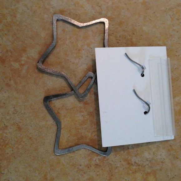 Dogeared earrings - Picture 3 of 3