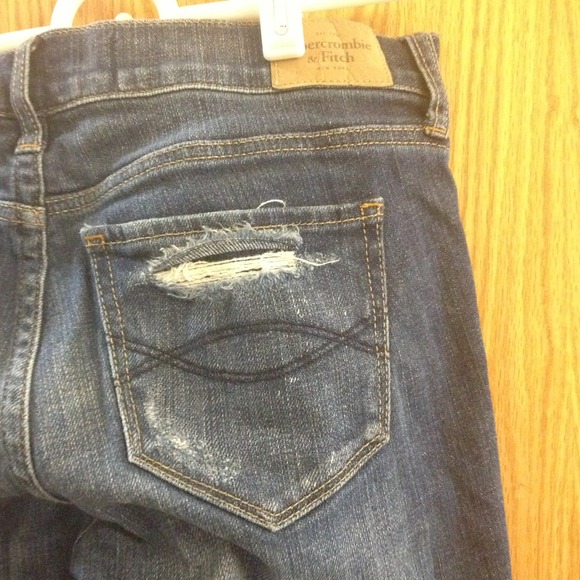 🔴SOLD ABERCROMBIE AND FITCH SIZE 2S - Picture 4 of 4