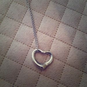 Medium Tiffany heart necklace