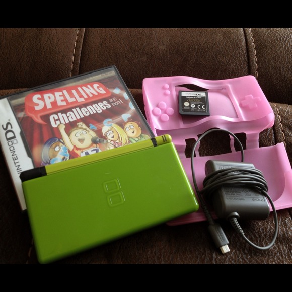 Nintendo ds lite bundle