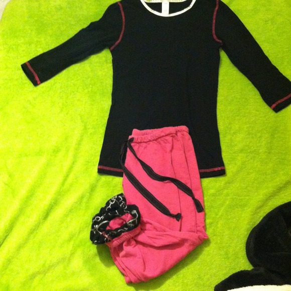 Candies workout outfit pants:medium top:medium