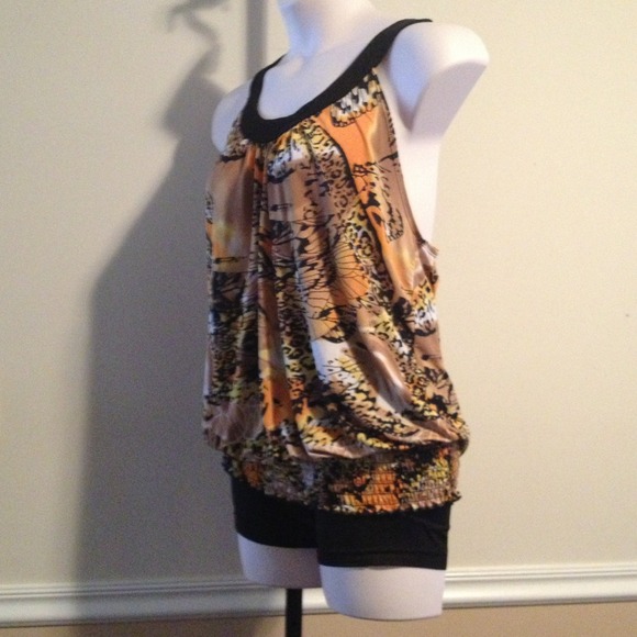 Blooming rose women blouse - Picture 2 of 3