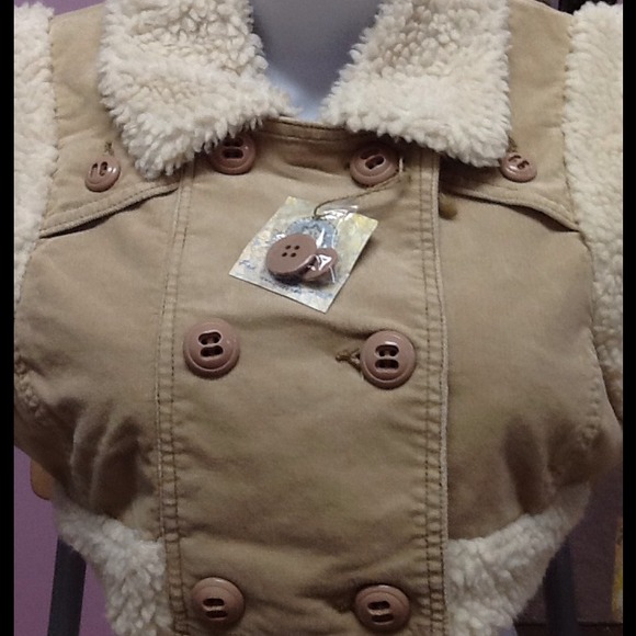 Woman (PLUGG) Vest