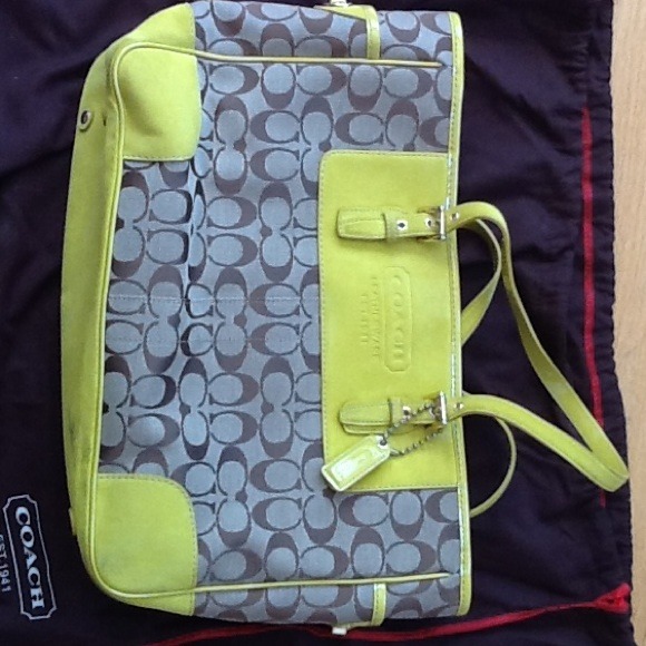 Large Coach Tote- Authentic!! 💥Reduced💥