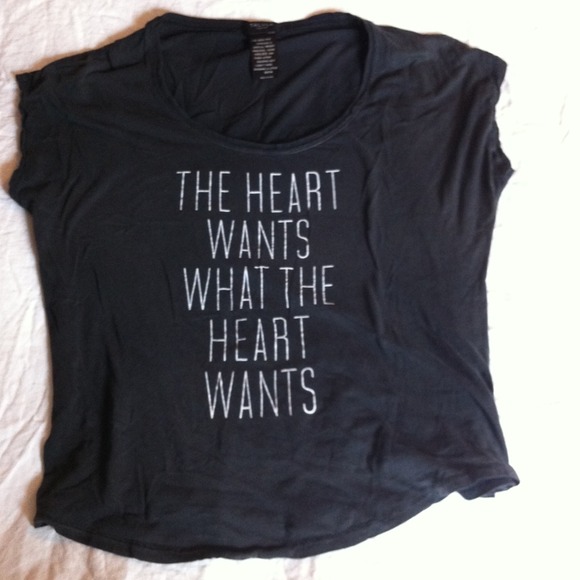 Aritzia T-shirt