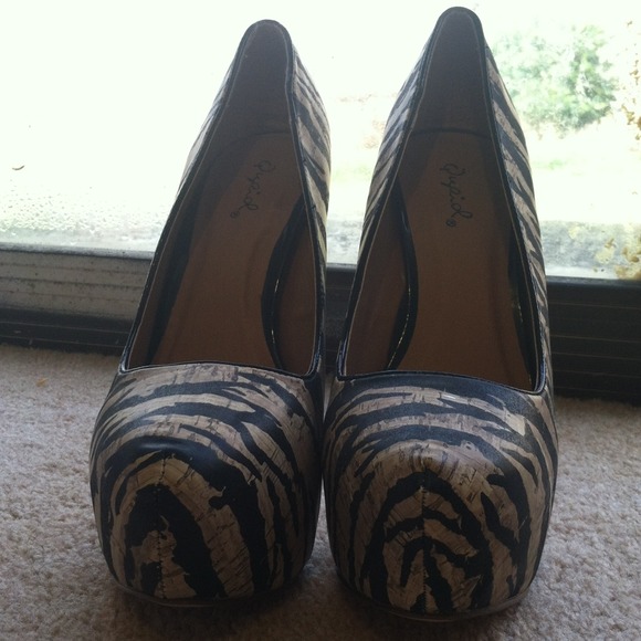 Brown zebra heels