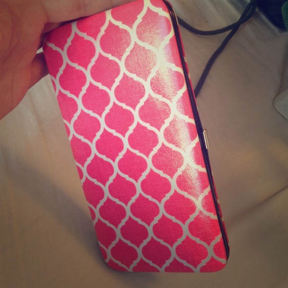 ❌SOLD❌ Pink Patterned Wallet